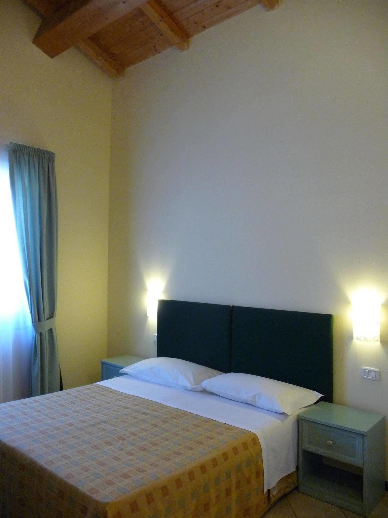 Agriturismo Biologico Corte Aragonese Santa Maria di Licodia Εξωτερικό φωτογραφία